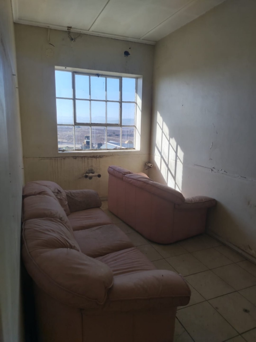  Bedroom Property for Sale in Ladybrand Free State